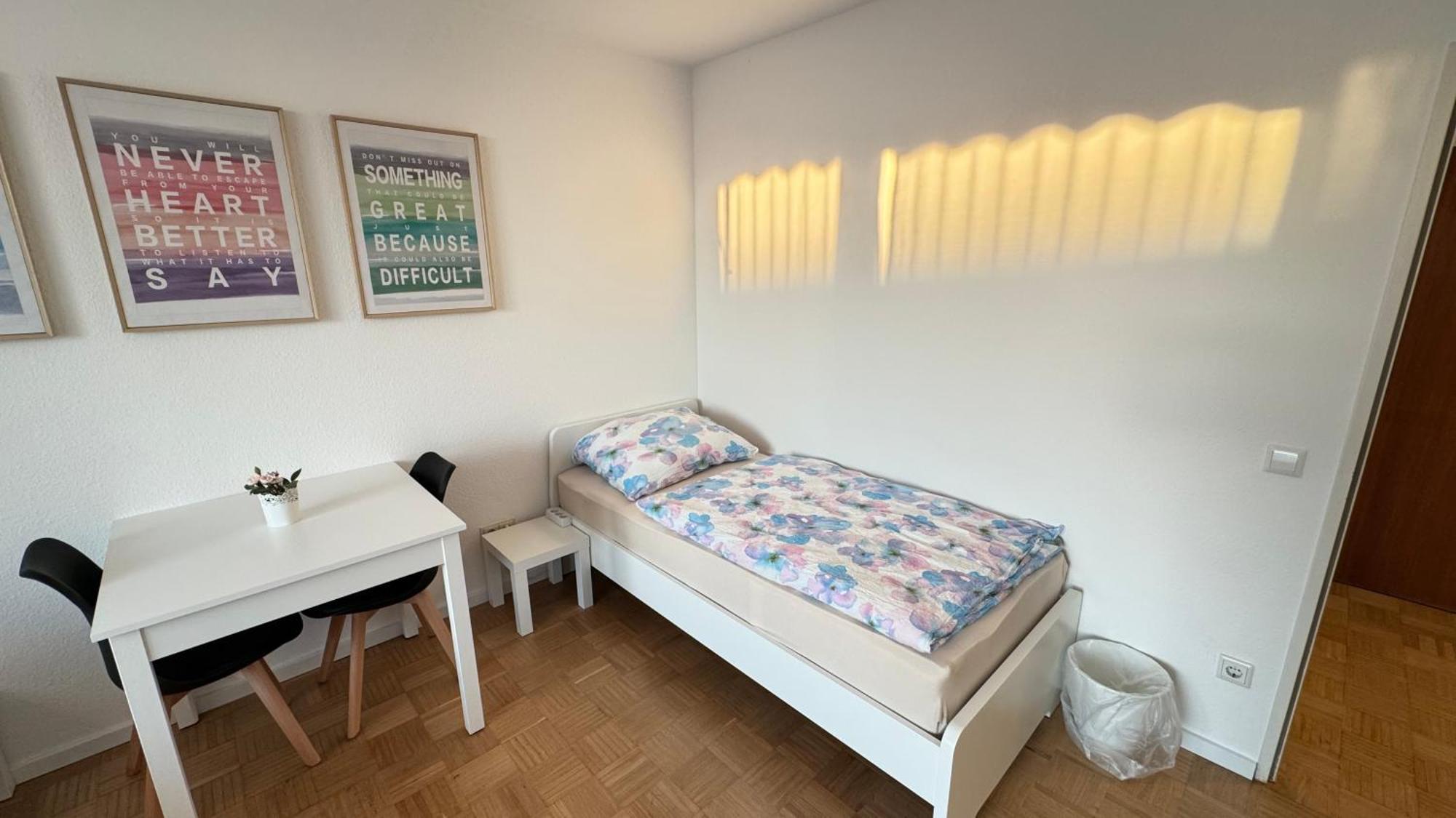 Monteur & Messezimmer Ratingen-Duesseldorf Kültér fotó